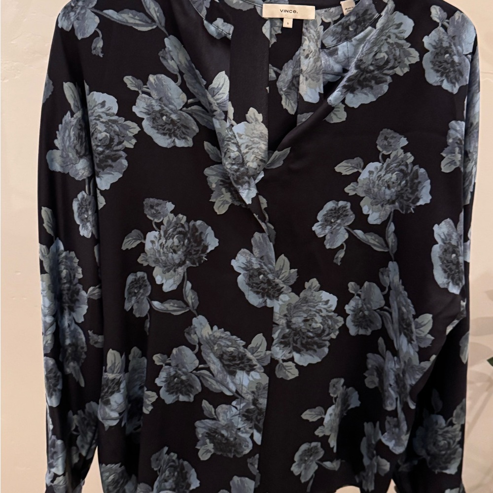 Vince Silk Blue Long Sleeved Blouse with Floral Print, Notched Collar